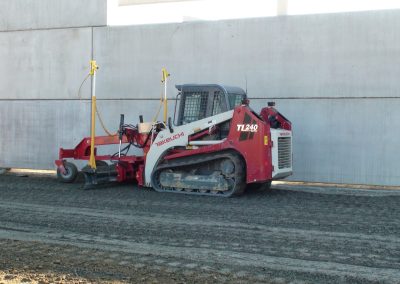 CHARGEUR COMPACT TAKEUCHI TL12V2